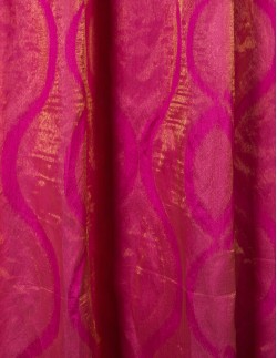 Έτοιμη ραμμένη κουρτίνα με τρέσα (200x310)- Ταφτάς Ζακάρ φούξια αδιάφανος + Δώρο δέστρα φουρκέτα