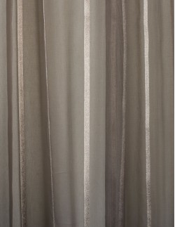 Έτοιμη ραμμένη κουρτίνα με τρέσα (300x290)- Οργάντζα ζακάρ ντεγκραντέ ημιδιάφανη